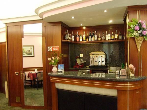 Hotel Motel Flower Novi Ligure Ngoại thất bức ảnh